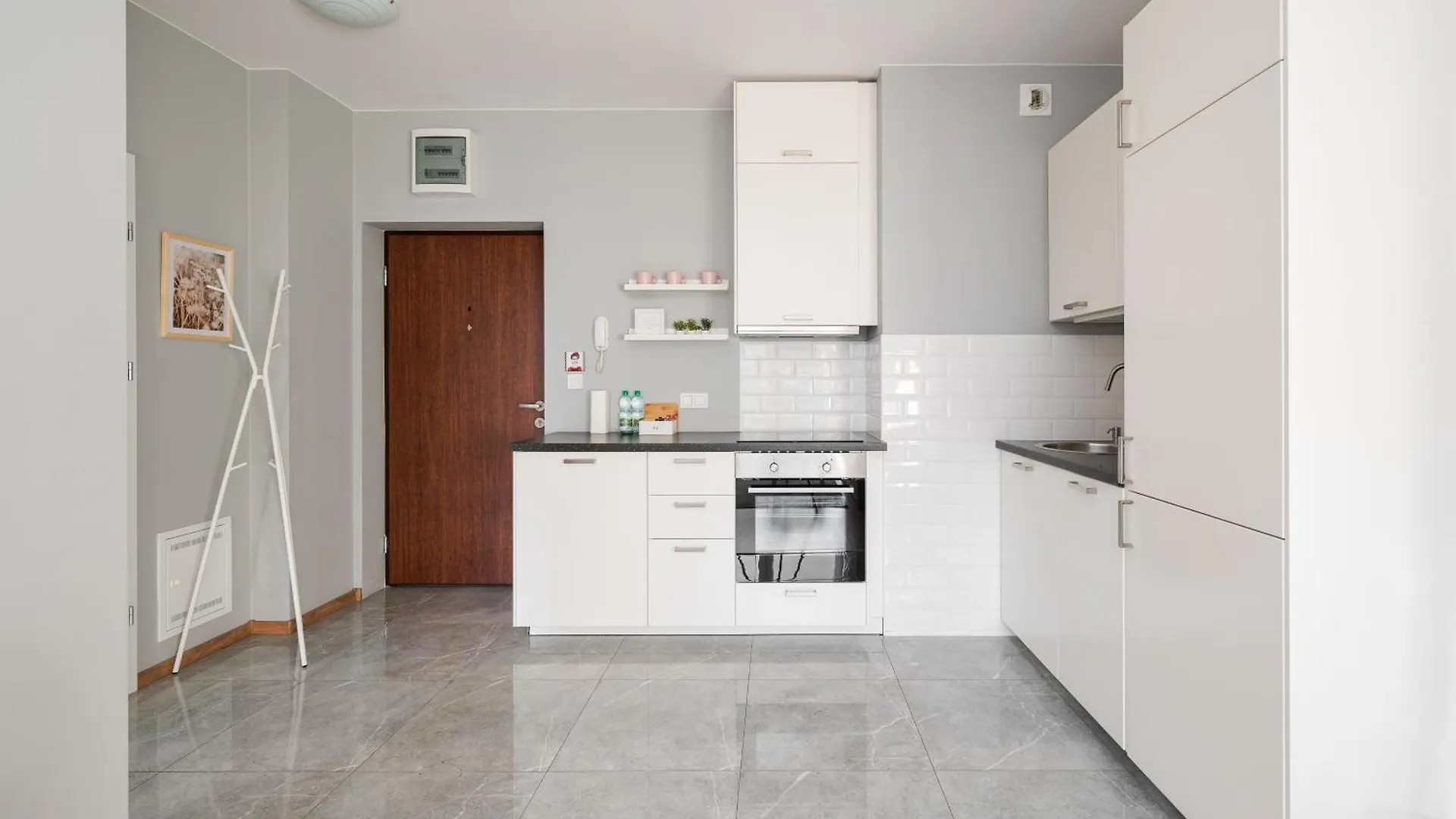 Warszawa-Wlochy Serene Apartment